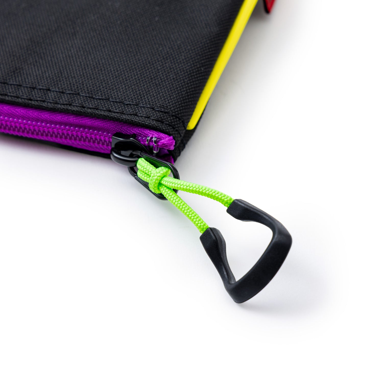 NEON CIRCLE T CASH BAG